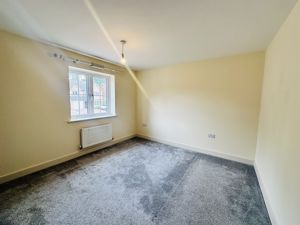 Bedroom- click for photo gallery